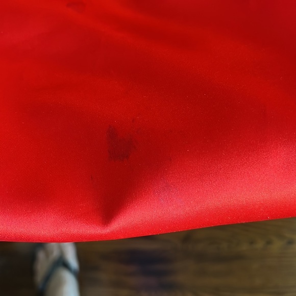 Coach poppy design purse
A few stains on liner. See photos - Picture 7 of 9